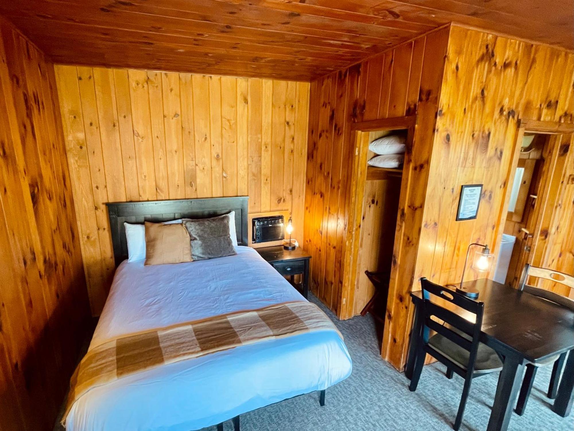 Waters Edge Lodge Lake George Eksteriør billede